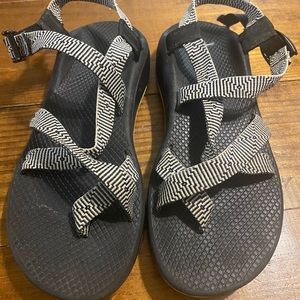 Women’s Chacos Size 11